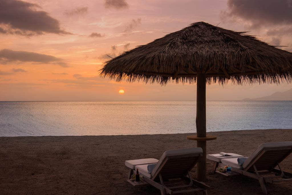 Paradise Beach Nevis Bilik gambar