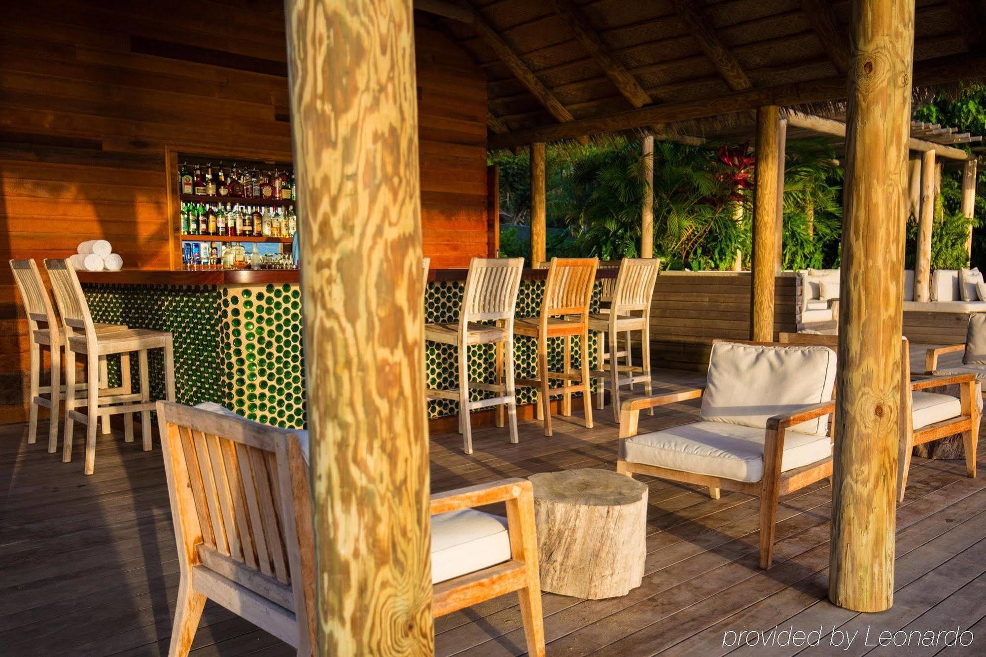 Paradise Beach Nevis Luaran gambar