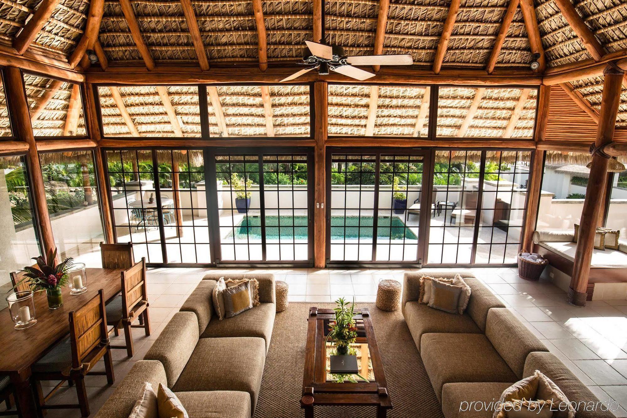 Paradise Beach Nevis Luaran gambar