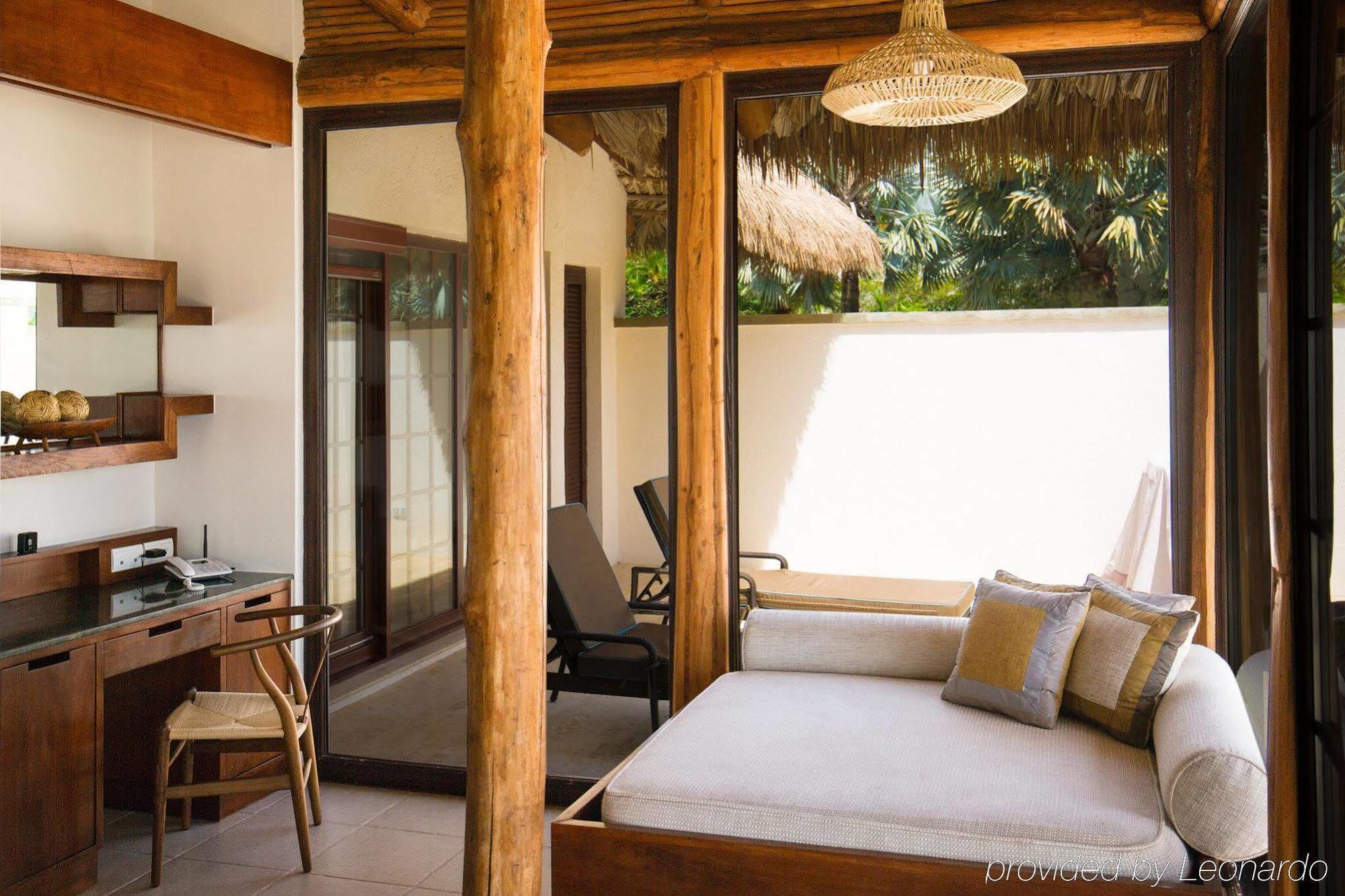 Paradise Beach Nevis Luaran gambar
