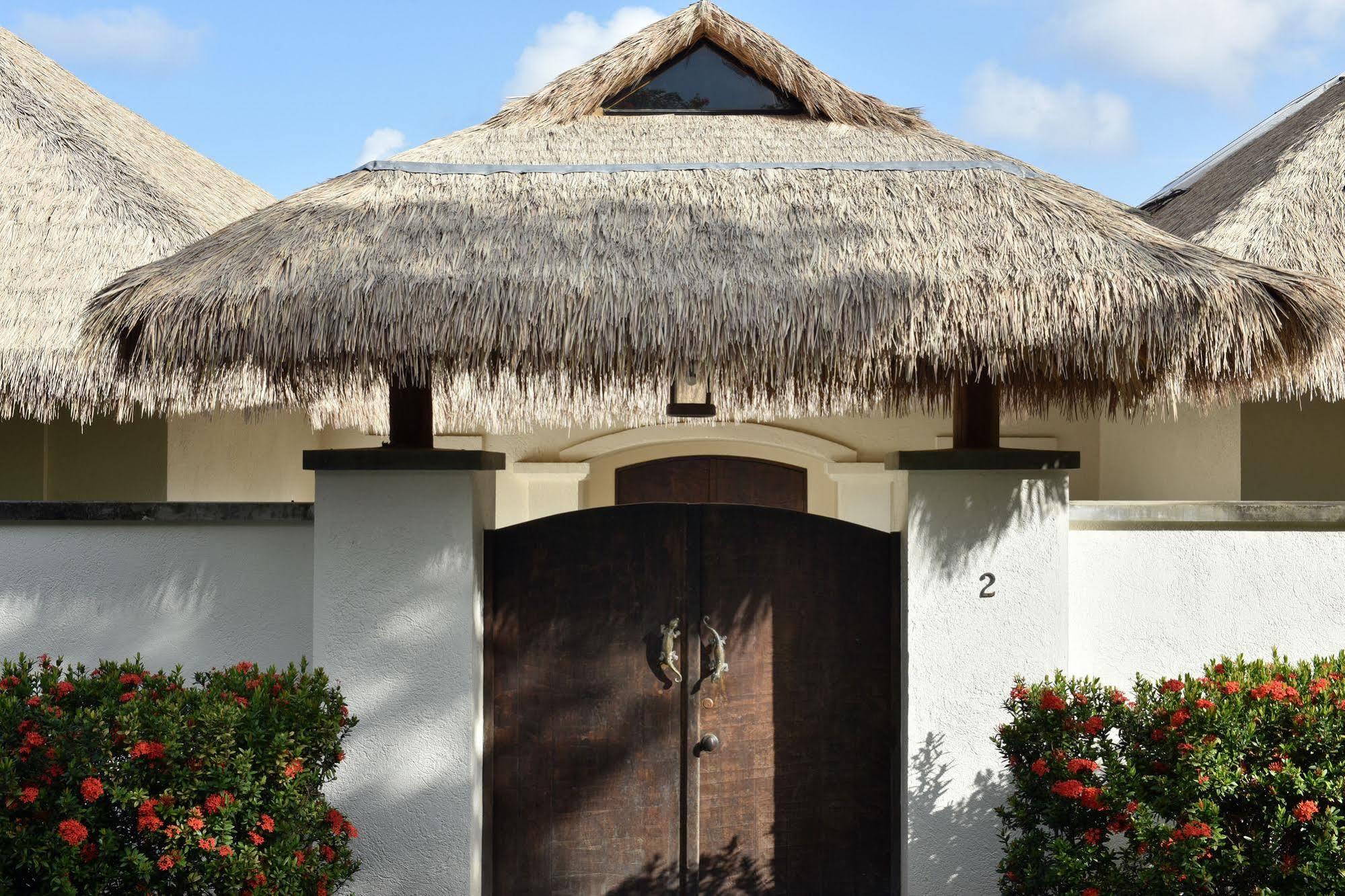 Paradise Beach Nevis Luaran gambar