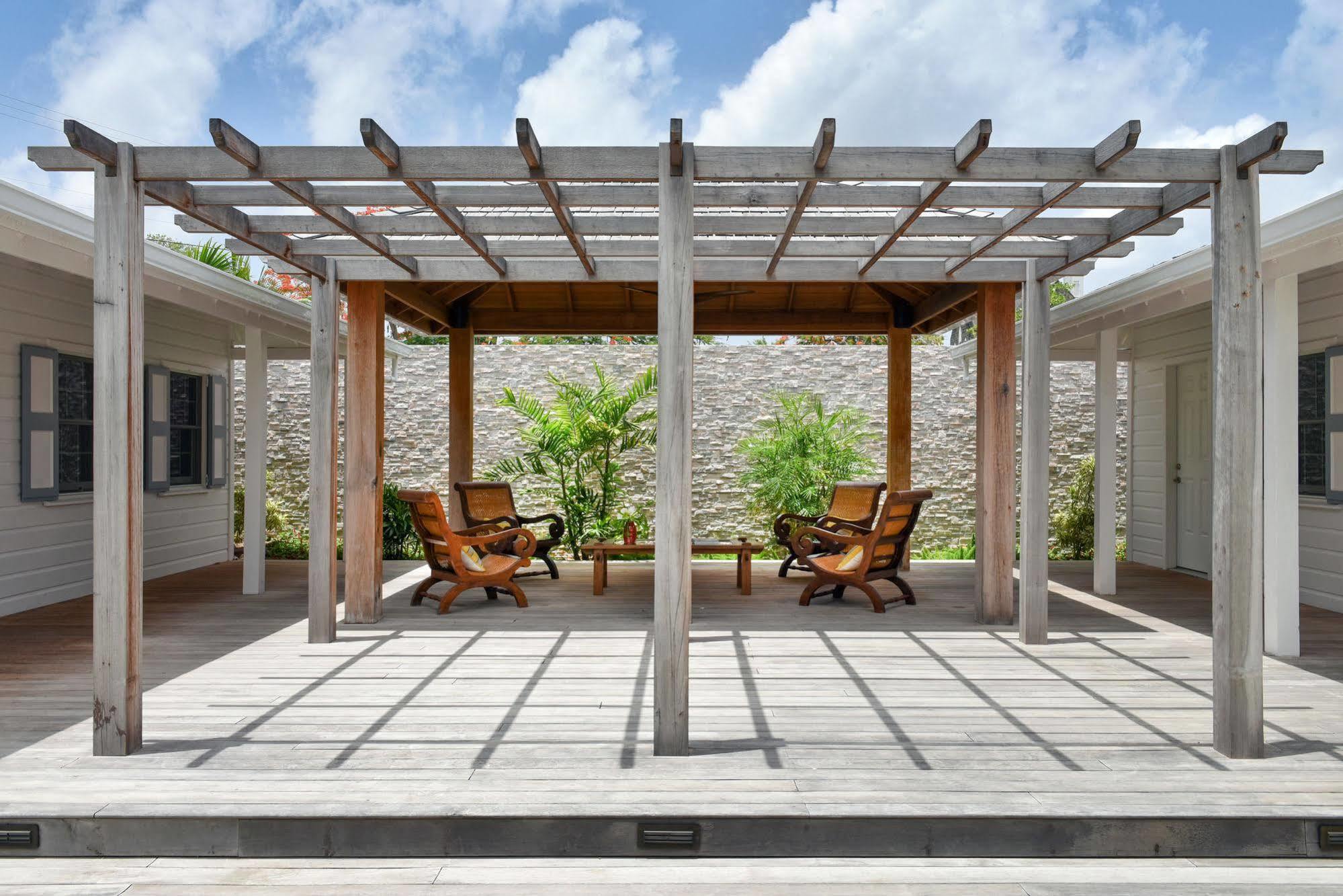 Paradise Beach Nevis Luaran gambar